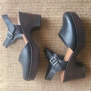 B.O.C. Natasha Black Platform Shoes